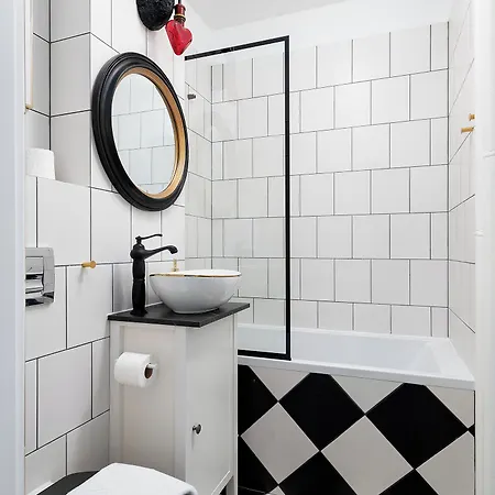 Rentplanet - Chlodna Apartment *